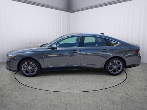 Used 2025 Honda Accord EX-L image 5