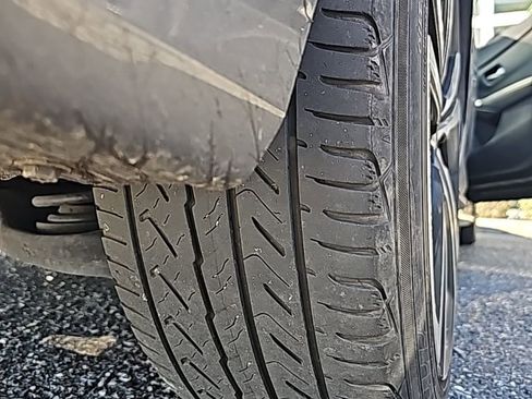 Used 2021 Nissan Sentra SR w/ Lighting Package image 14