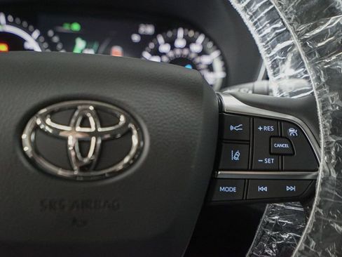 New 2026 Toyota Highlander XLE AWD/4WD image 23