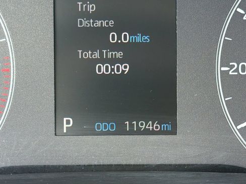 Used 2024 Toyota Corolla LE FWD image 23