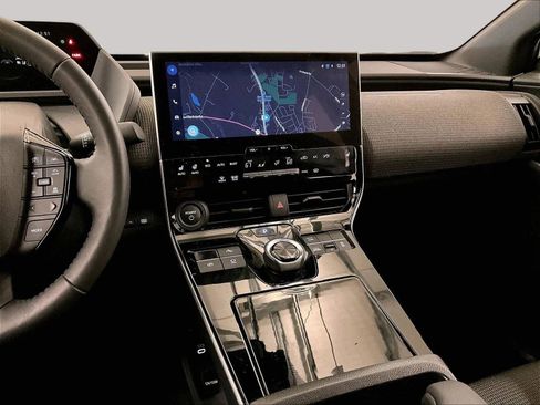 Used 2024 Toyota bZ4X XLE w/ Weather Package image 6