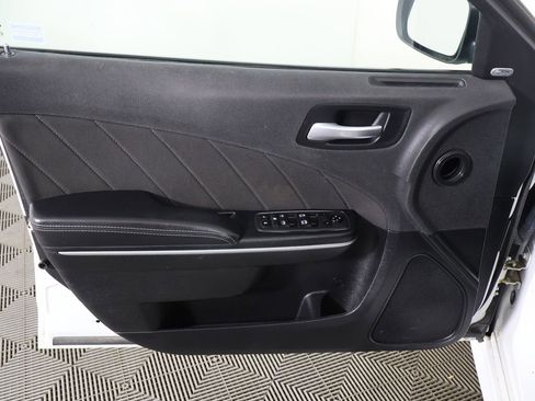 Used 2022 Dodge Charger GT RWD image 15