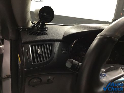 Used 2012 Hyundai Genesis 2.0T image 19