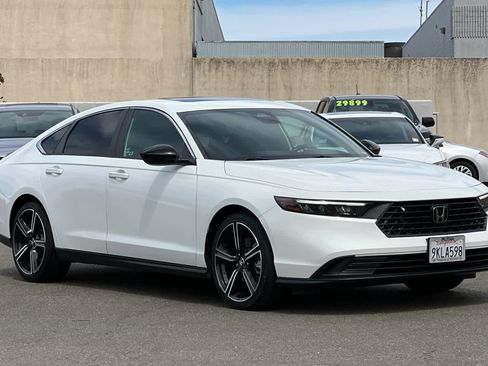 Used 2024 Honda Accord Sport image 5