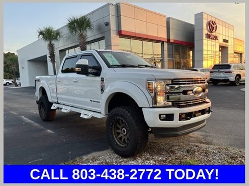 Used 2018 Ford F250 Lariat w/ Lariat Value Package AWD/4WD image 1