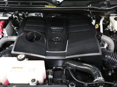 Used 2022 Toyota Tundra SR5 AWD/4WD image 73