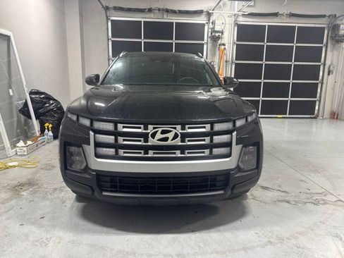 Used 2025 Hyundai Santa Cruz SEL FWD image 2