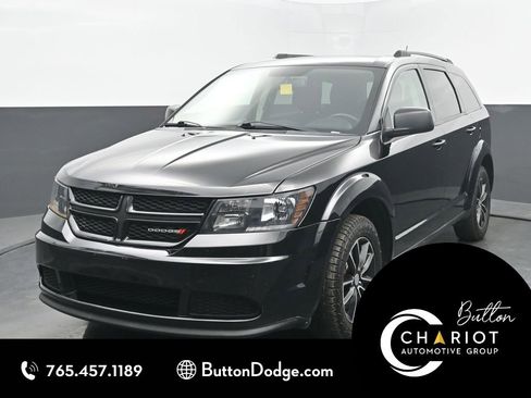 Used 2017 Dodge Journey SE w/ Flexible Seating Group image 1