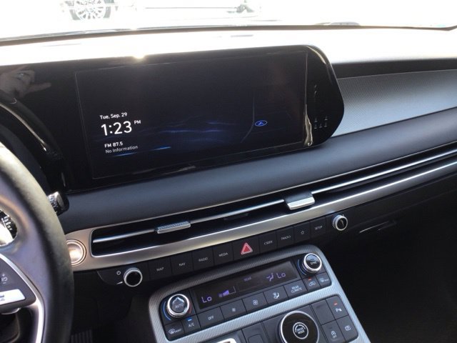 Used 2023 Hyundai Palisade SEL w/ Premium Package FWD image 15