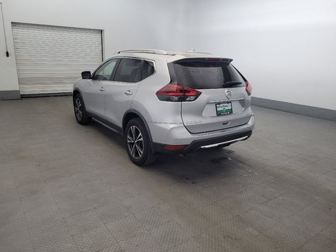 Used 2019 Nissan Rogue SV w/ Sun & Sound Touring Package AWD/4WD image 5