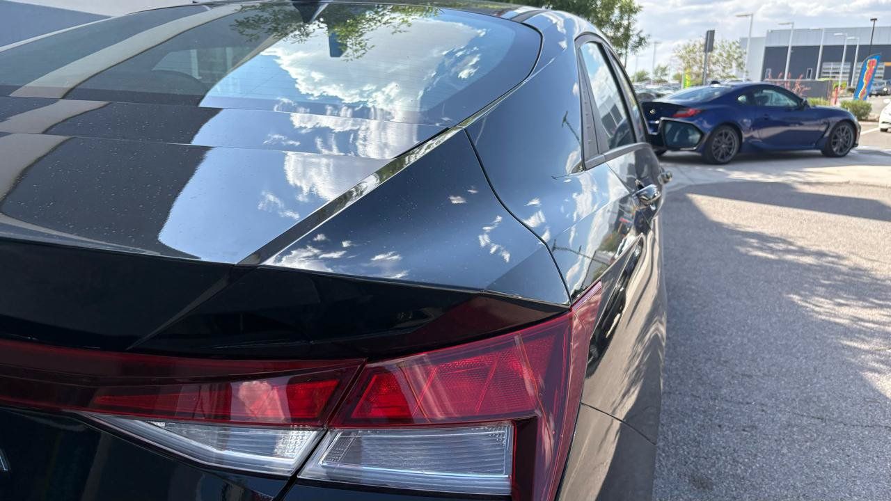 Used 2023 Hyundai Elantra SEL FWD image 7