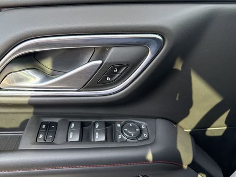 Used 2022 Chevrolet Tahoe RST w/ Luxury Package RWD image 14