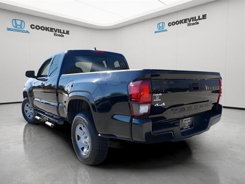 Used 2023 Toyota Tacoma SR w/ SR Convenience Package image 8