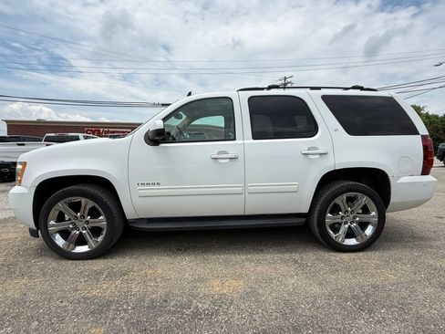 Used 2011 Chevrolet Tahoe LT AWD/4WD image 2
