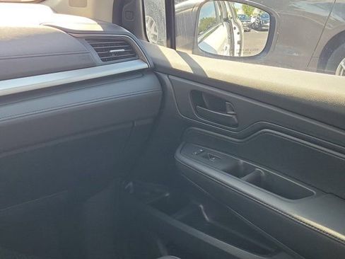Certified 2025 Honda Odyssey EX-L image 4