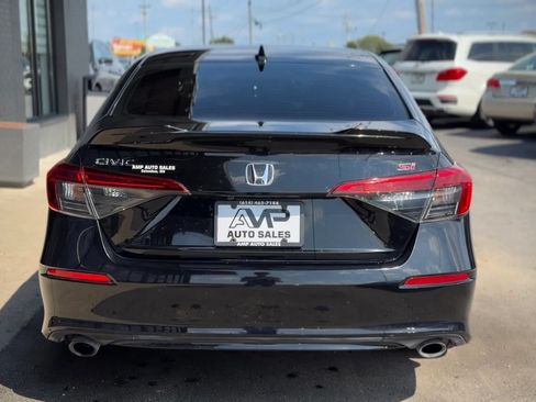Used 2023 Honda Civic Si image 3