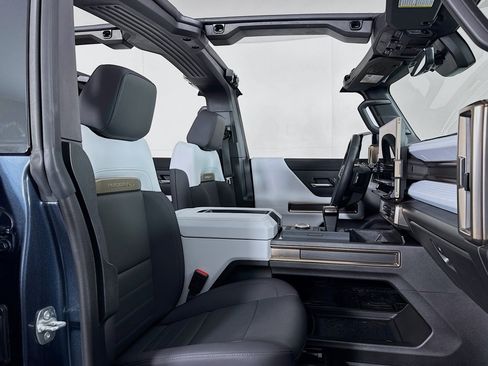 Used 2025 GMC Hummer EV 3X image 6