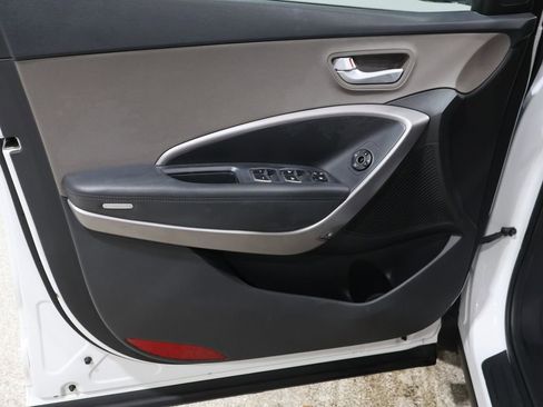 Used 2015 Hyundai Santa Fe Sport image 12
