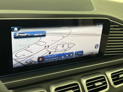 New 2026 Mercedes-Benz GLS 450 4MATIC image 32