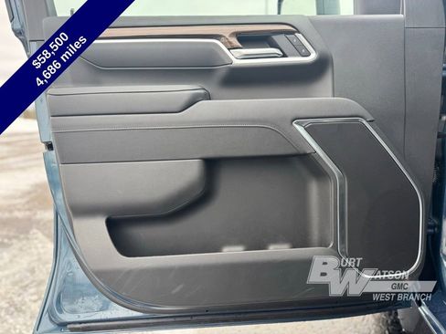 Used 2025 Chevrolet Silverado 2500 LT w/ Trail Boss Package image 12