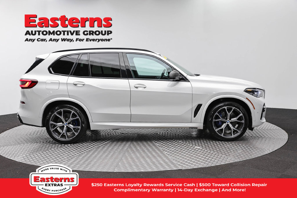 Used 2022 BMW X5 xDrive40i w/ M Sport Package AWD/4WD image 5