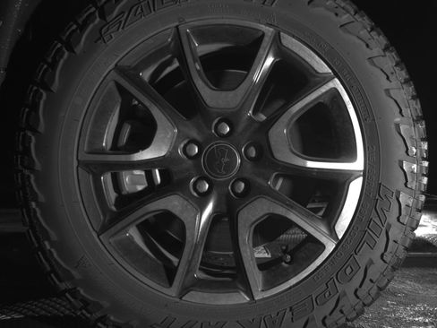 Used 2025 Jeep Compass Trailhawk AWD/4WD image 14