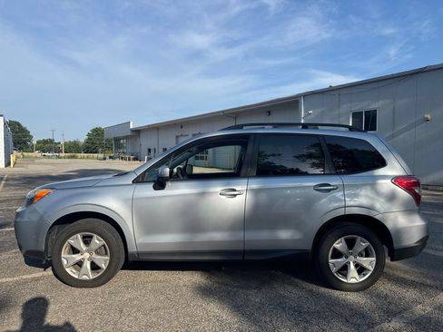 Used 2016 Subaru Forester 2.5i Premium w/ Popular Package #2 AWD/4WD image 6
