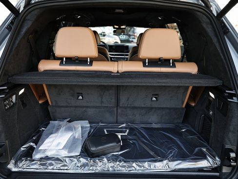 New 2026 BMW X7 xDrive40i w/ M Sport Package image 32