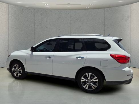 Used 2019 Nissan Pathfinder SV FWD image 8