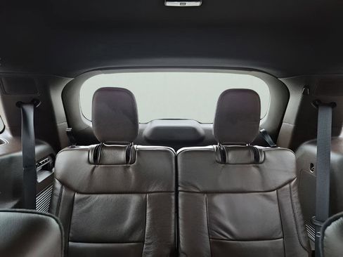 Used 2024 Ford Explorer King Ranch w/ Technology Package image 25