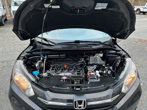 Used 2016 Honda HR-V EX image 12