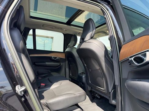 Certified 2023 Volvo XC90 B6 Plus w/ Protection Package Premier AWD/4WD image 11