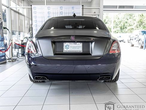 Used 2024 Rolls-Royce Ghost Black Badge image 15