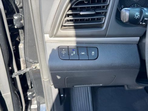 Used 2020 Hyundai Elantra SEL w/ Cargo Package (C1) image 17