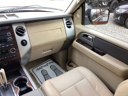 Used 2012 Ford Expedition EL XLT image 20
