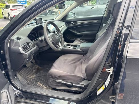 Used 2018 Honda Accord LX image 7