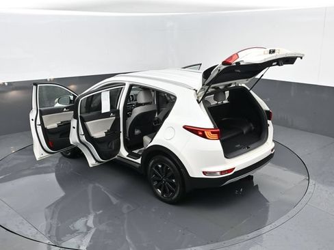 Used 2019 Kia Sportage EX w/ EX Sport Appearance Package AWD/4WD image 32