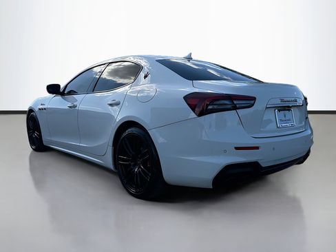 Used 2023 Maserati Ghibli Modena image 5