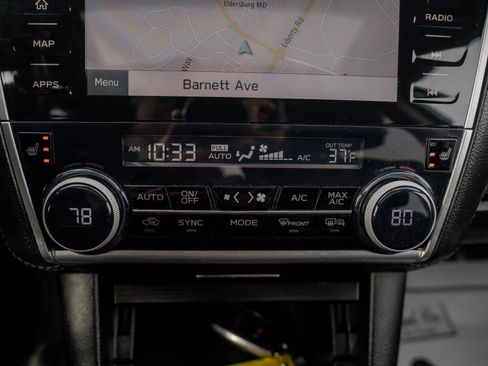 Used 2018 Subaru Outback 3.6R Limited image 30