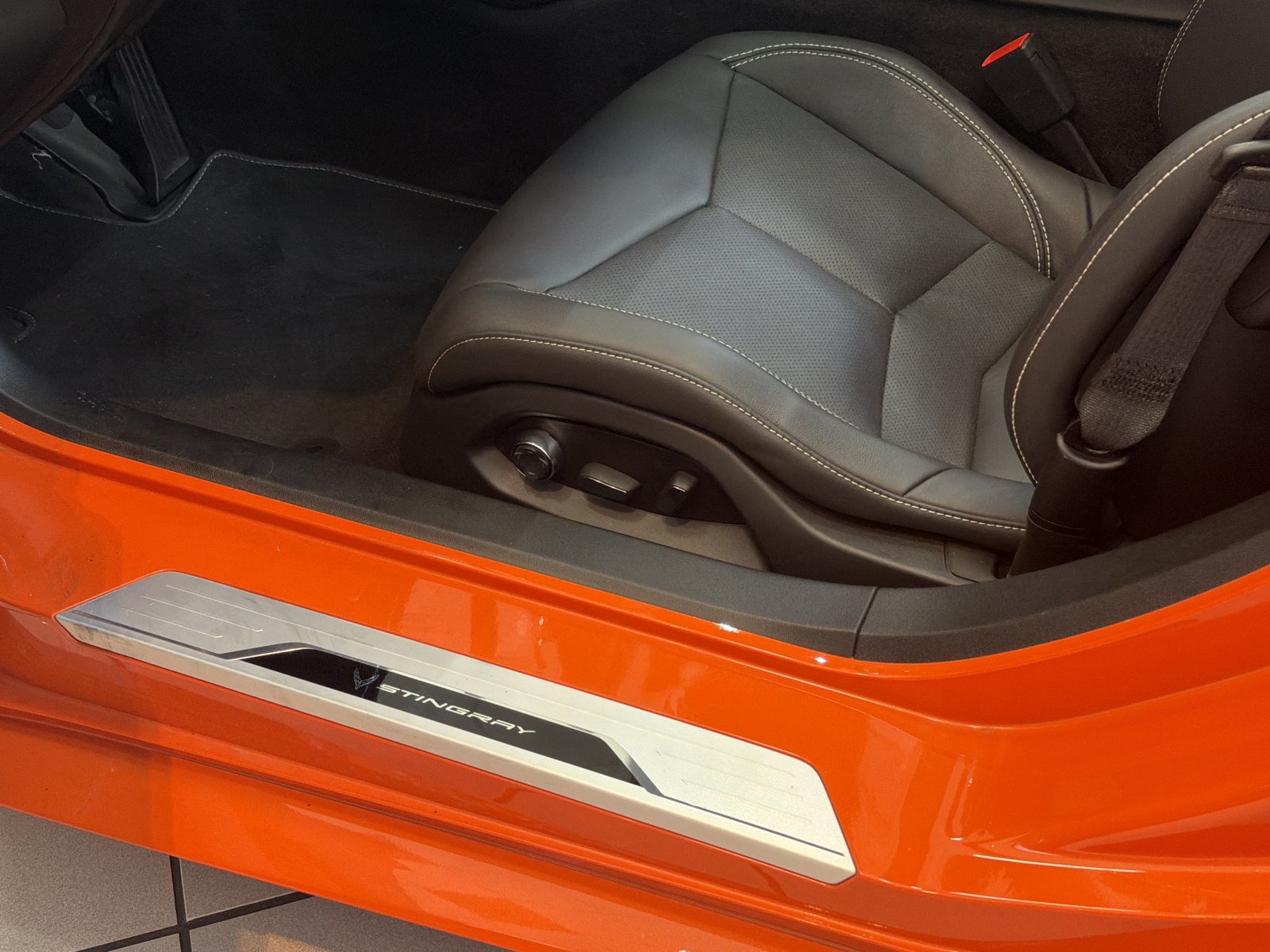 Used 2026 Chevrolet Corvette Stingray Preferred Cpe w/ Battery Protection Package RWD image 12