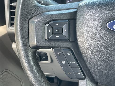 Used 2018 Ford F550 2WD Regular Cab Super Duty image 22