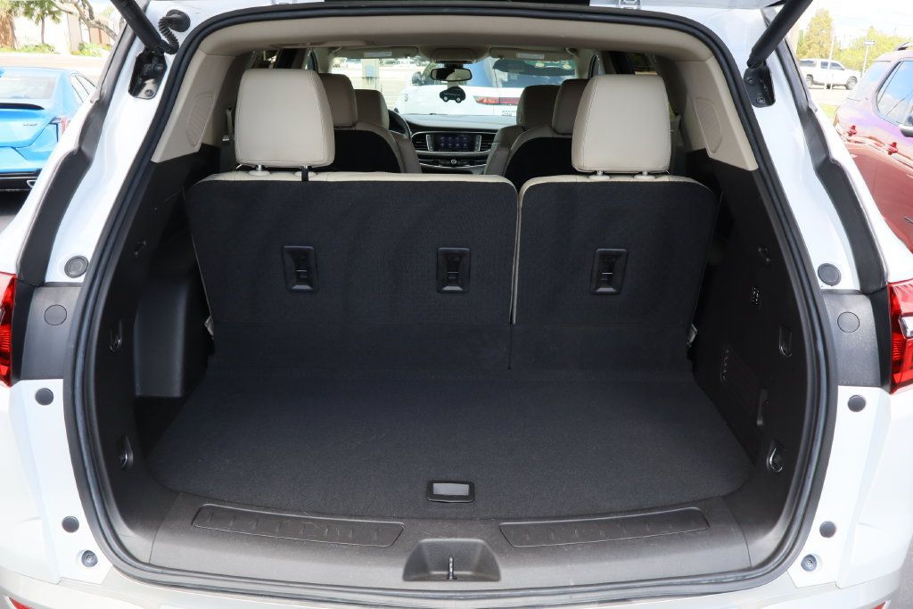 Certified 2021 Buick Enclave Premium w/ Sun and Sites Package FWD image 30