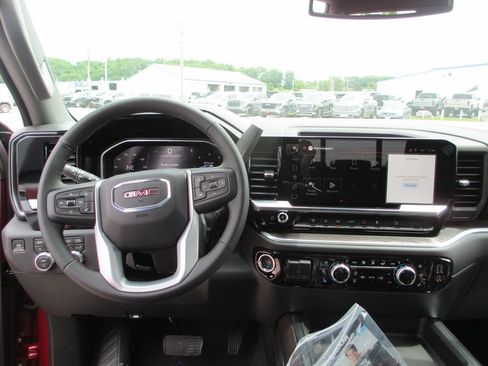 New 2026 GMC Sierra 2500 SLT w/ SLT Premium Package AWD/4WD image 14
