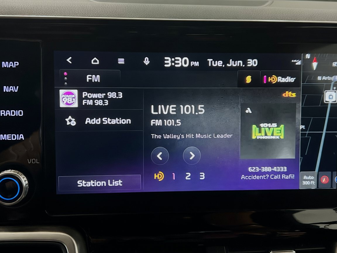 Used 2023 Kia Sorento S w/ Panoramic Sunroof Package FWD image 11