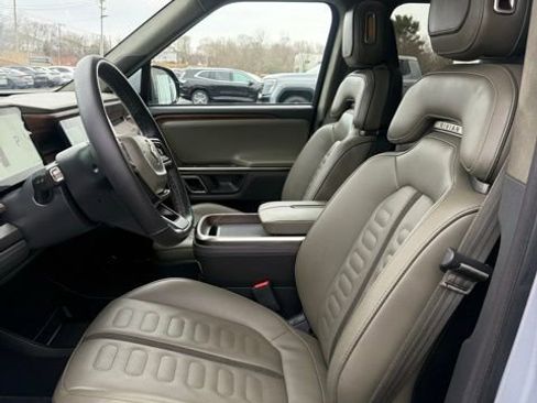 Used 2023 Rivian R1S Adventure image 12