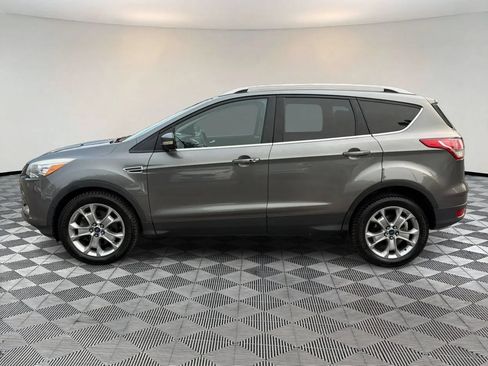Used 2014 Ford Escape Titanium w/ Equipment Group 401A AWD/4WD image 4