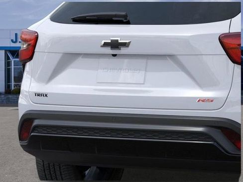 New 2026 Chevrolet Trax RS FWD image 14