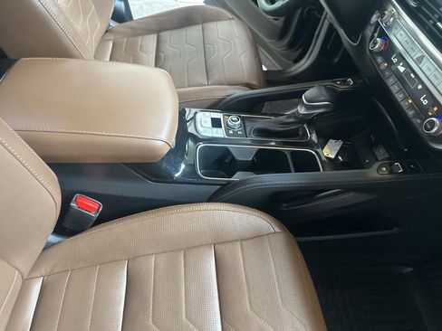 Used 2022 Kia Telluride SX w/ SX Prestige Package AWD/4WD image 41