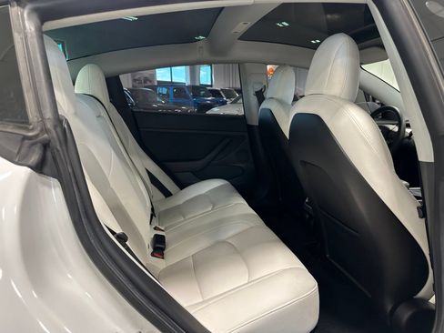 Used 2022 Tesla Model 3 Performance AWD/4WD image 30