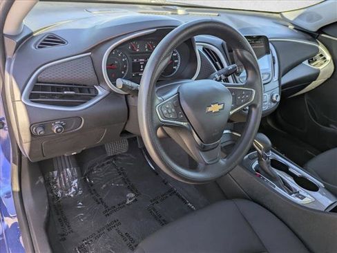 Used 2023 Chevrolet Malibu LT image 10